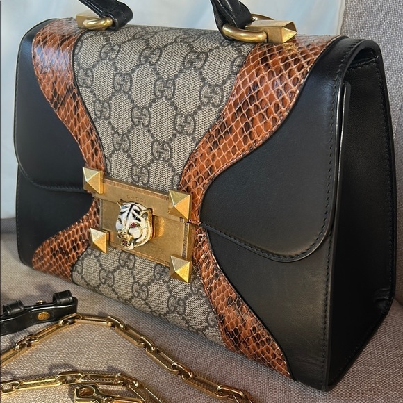 GUCCI Medium GG Supreme Osiride Python Trim Top Handle Bag - Picture 3 of 16